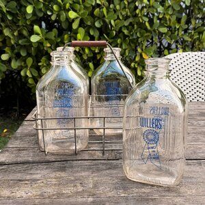 Vintage Quincy, Illinois WILLERS' DAIRY Half Gallon Milk Bottles Set in Carrier